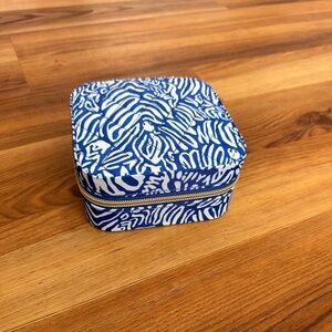 Lilly Pulitzer Jewelry case